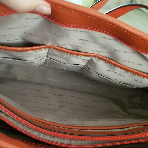 Michael Kors Jet Set bag and wallet - Picture 4 of 8